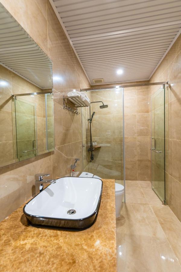 Cm Hotel & Apartment Hai Phong Kültér fotó