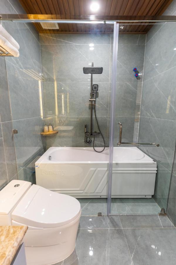 Cm Hotel & Apartment Hai Phong Kültér fotó